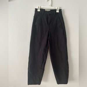 Everlane barrel pants size 000 regula.